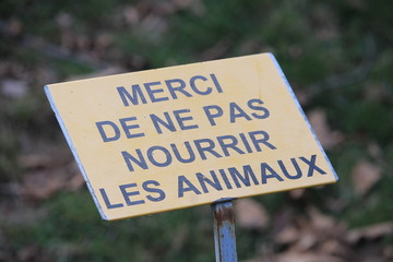 Merci de ne pas nourrir les animaux