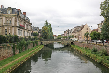 Fototapeta na wymiar Bridge over the Canal du Faux-Rempart, Strasbourg