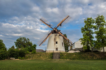Windm&uuml;hle in Podersdorf