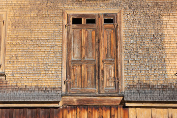 Altbau mit Holzschindeln