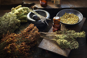 Herbalist. Herbal medicine and natural medicine. Traditional herbal remedies.