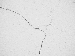 white wall with crack texture