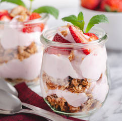 Yogurt Parfait With Fresh Strawberries