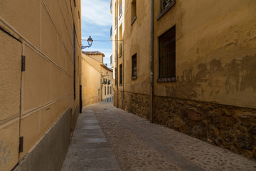 Fototapeta na wymiar Alley in Segovia Spain