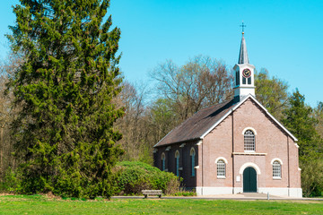Fototapeta na wymiar Church Dorpskerk in Schaarsbergen, The Netherlands
