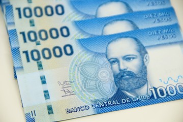 Fototapeta premium Chilean peso bills - background