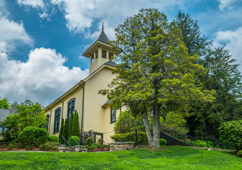 Fototapeta na wymiar An old rural church