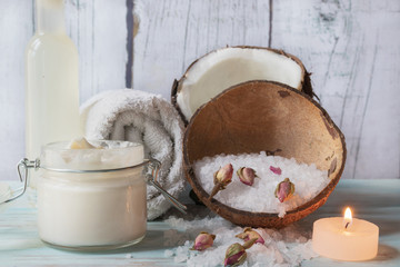 Butter for the body of coconut and roses
