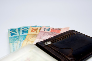 Carteira com dinheiro