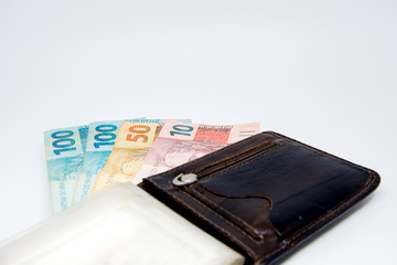 Carteira com dinheiro