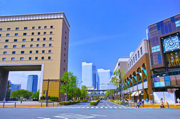 横浜みなとみらい地区の万国橋交差点の景観