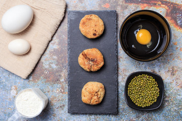 Delicious mung bean cakes