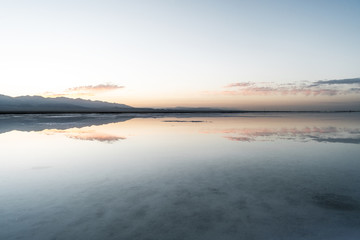 Obraz premium Sunrise view of chaka salt lake