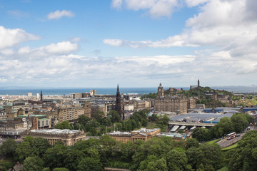 Naklejka na ściany i meble EDINBURGH, SCOTLAND - JUN12, 2017 : Landscape of Edinburgh city on the top view of Edinburgh castle