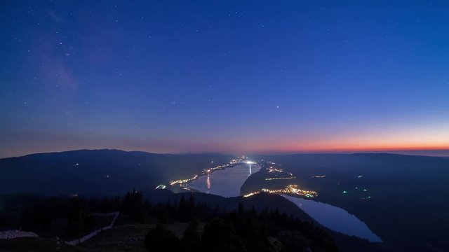 Timelapse de la Vall&eacute;e de Joux depuis la Dent de Vaulion.