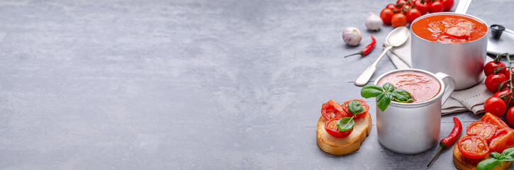 Thick tomato soup