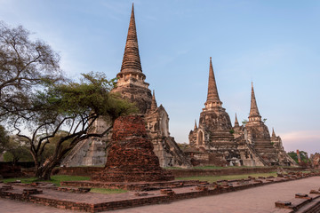 Fototapeta na wymiar Temple in Ayutthaya Province