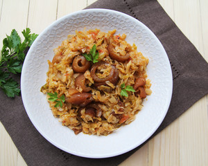 Cabbage with vegetables and meat