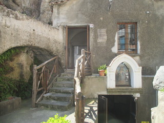 thgfcfhgyhmmgyhygyfyfv