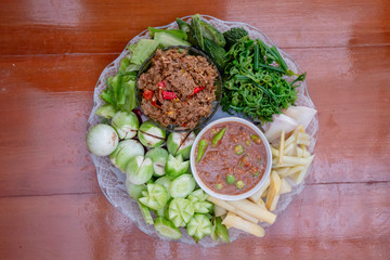 fried mackerel with shrimp paste sauce and scald vegetable (nam prik kapi pla too), Thai food
