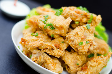 Frango a passarinho