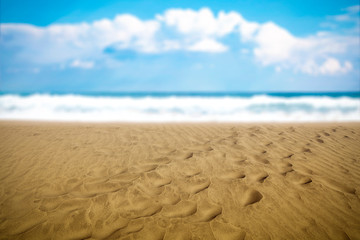 Fototapeta na wymiar Sand background and ocean 