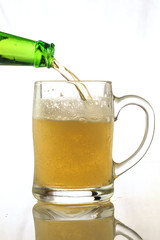 Detailed close-up shots of the beer