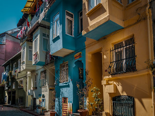 Fototapeta na wymiar Old Istanbul colorful streets