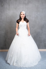 Fototapeta na wymiar Beautiful woman in wedding dress , Bride Thai style fashion