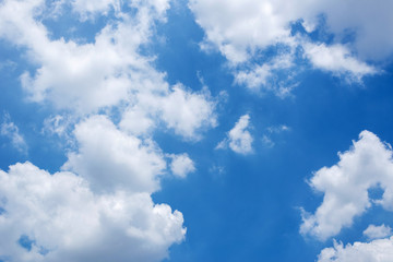 Obraz premium The sky in the rainy season has beautiful clouds