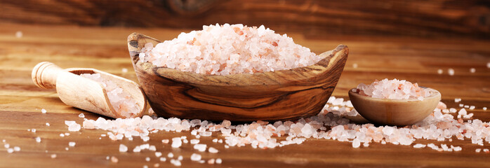 Natuaral cosmetics with pink himalayan spa salt. Sea bath salt for healthy spa relaxation