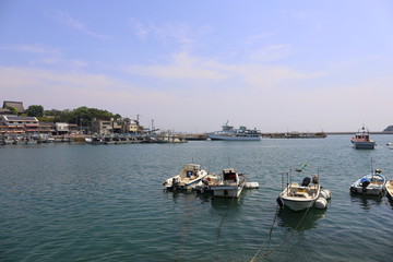 日本の広島県にある鞆の浦の海の風景