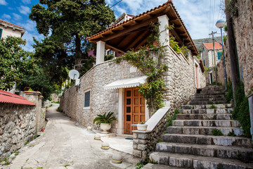 Fototapeta na wymiar The beautiful steep alleys at Dubrovnik old town