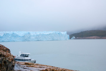 Perito Moreno Glaciar boat