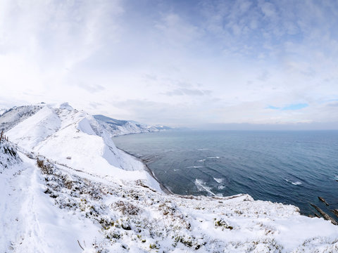 Spain, Basque Country, Zumaia, Ruta del Flysch at the coast in winter