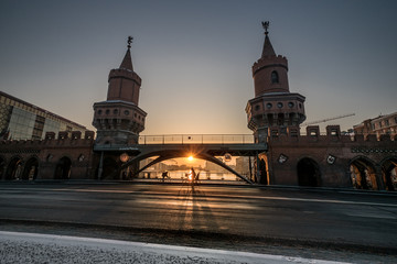 U-Bahn auf der Oberbaumbr&uuml;cke