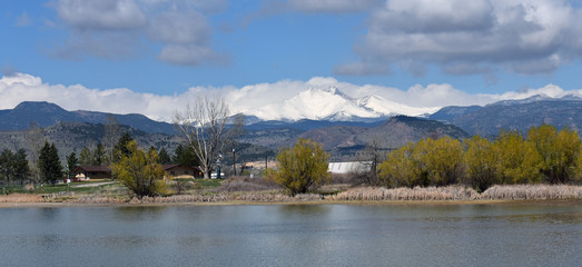 Fototapeta premium lake in the mountains
