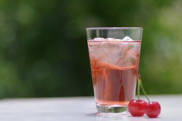さくらんぼのジュース