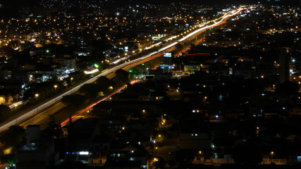 Fototapeta na wymiar traffic in the city at night in brazil
