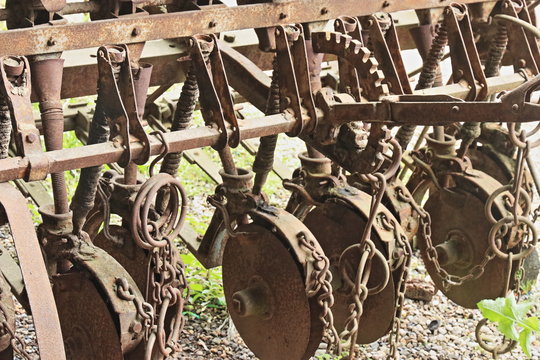 Antica attrezzatura agricola della Val Padana