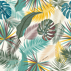 Tropical jungle palm leaves seamless pattern
