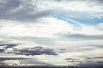 Ciel avec nuages en mouvement