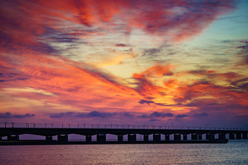 Obraz premium Storebaelt Bridge in Denmark at sunrise