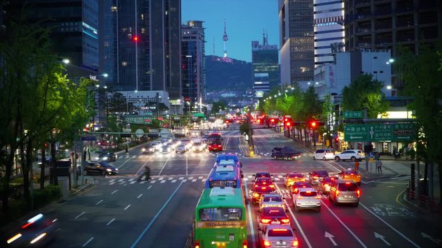 Timelapse Traffic at night in Seoul City, South Korea