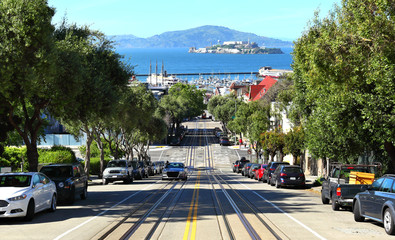 The streets of San Francisco: Looking down Hyde Street all the way to Alcatraz