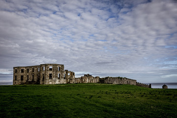 Fototapeta na wymiar Downhill House and Mussenden Temple