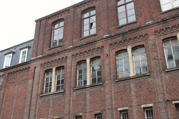 Fototapeta na wymiar brick building in Lille (France)