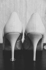  bride shoes with ring
