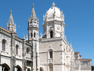 Fototapeta premium Mosteiro dos Jeronimos, monastery in Belem in Lisbon