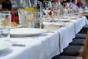 Restaurant table setting